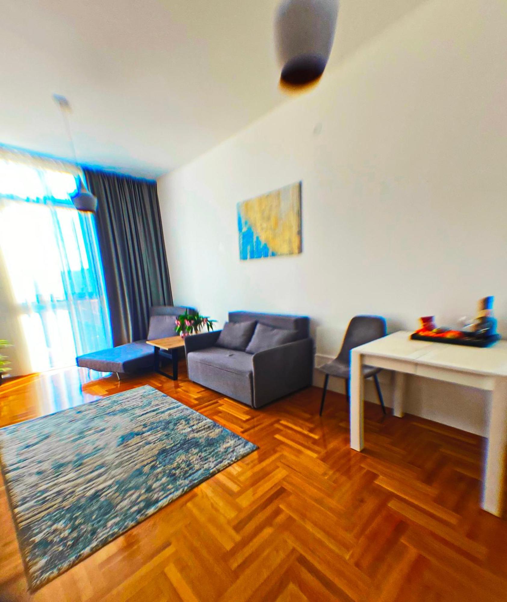 Apartment Sova Tivat Exterior photo